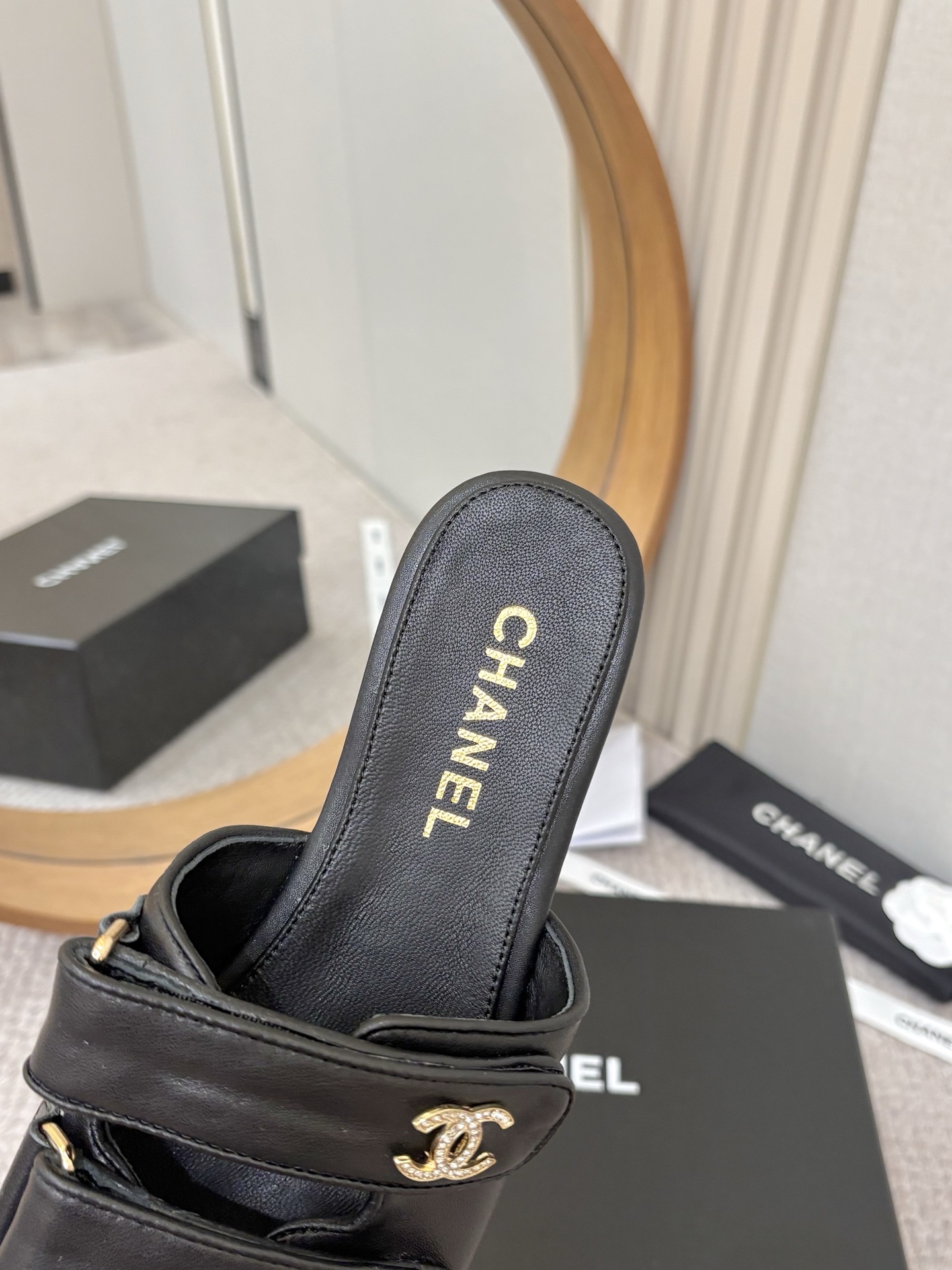 Women's high heels